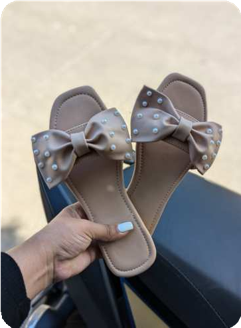 Sandalia con lazo con puntos (FiCher)